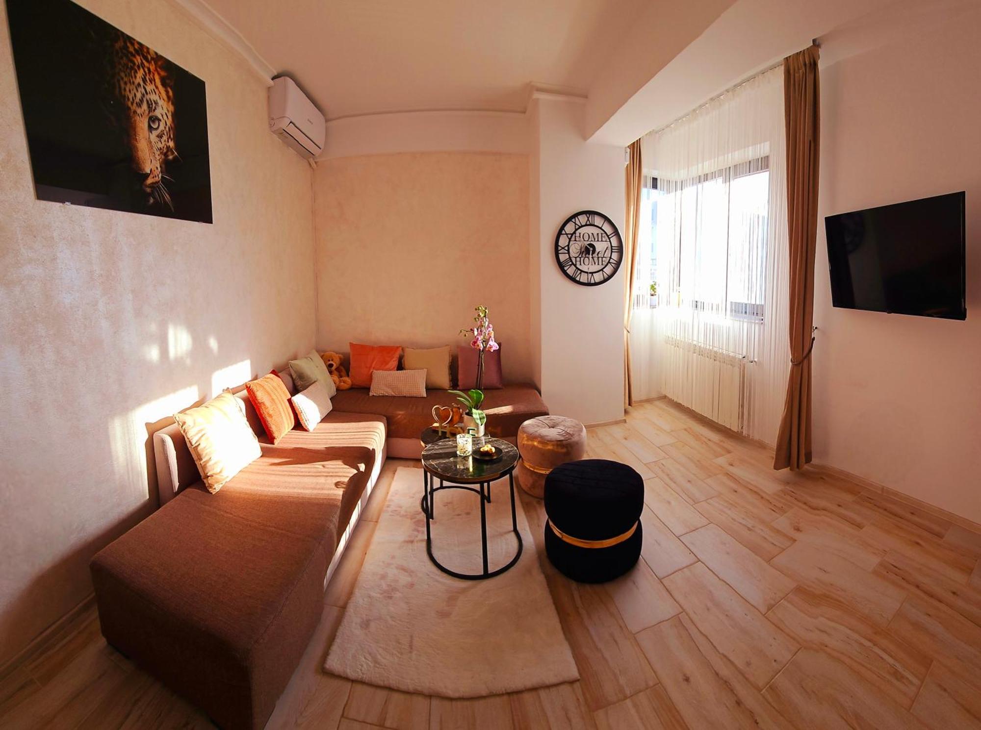 Andrew'S Apartment Central Mamaia Exterior foto