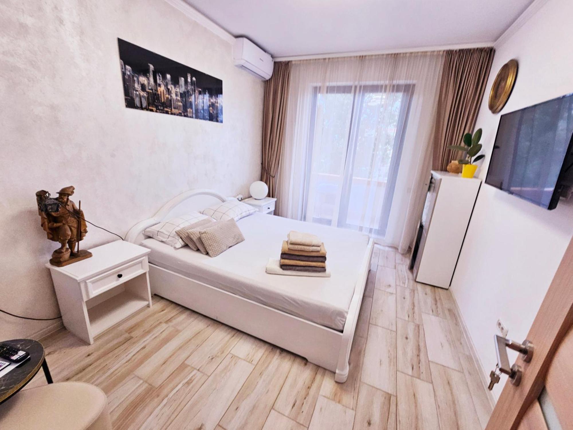 Andrew'S Apartment Central Mamaia Exterior foto